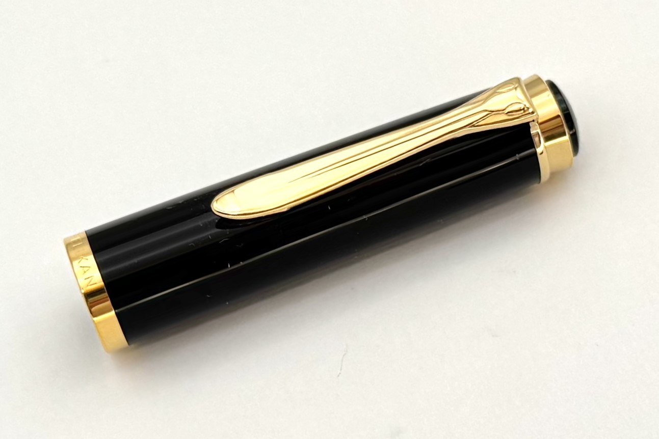 PelikanSEClassicM200MarbledRedFP_G